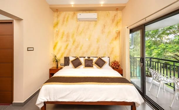 Garden View Room