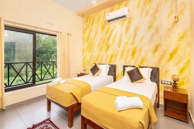 Mountain View Room